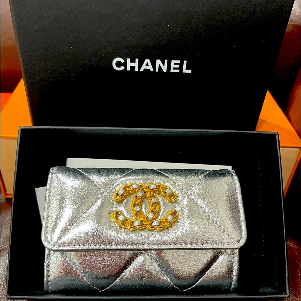 CHANEL Petite Maroquinerie Flap Card Holder
